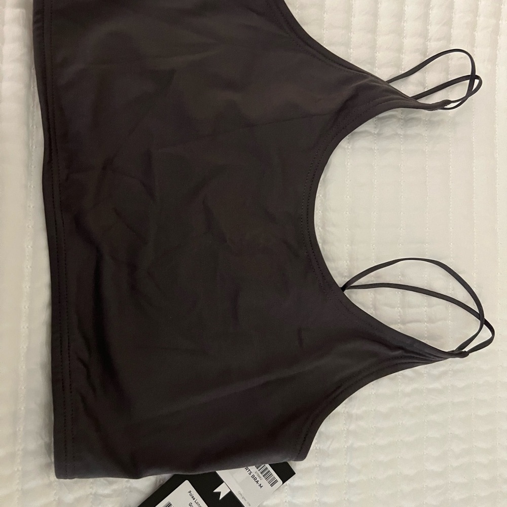 4 Laps Gray Sports Bra with Adjustable Straps and Stretch Fabric